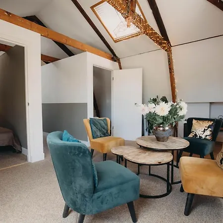 Follow Your Heart In 3*