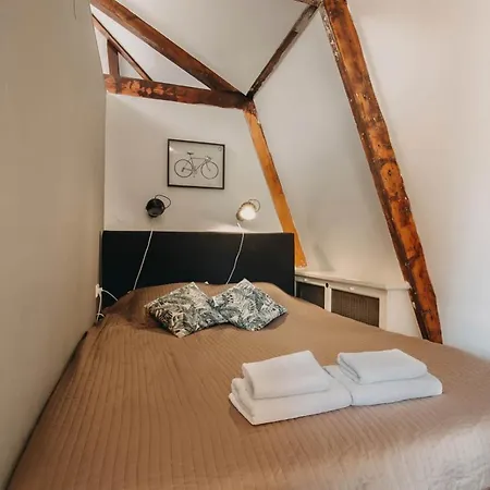 Bed & Breakfast Follow Your Heart In Amsterdam