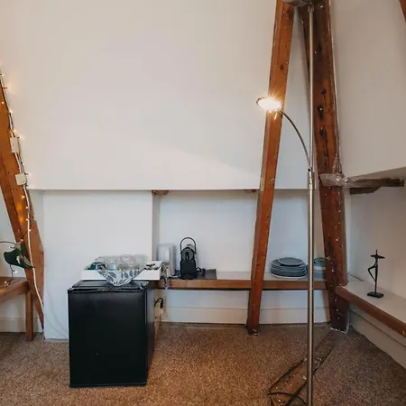 Follow Your Heart In 3* Amsterdam