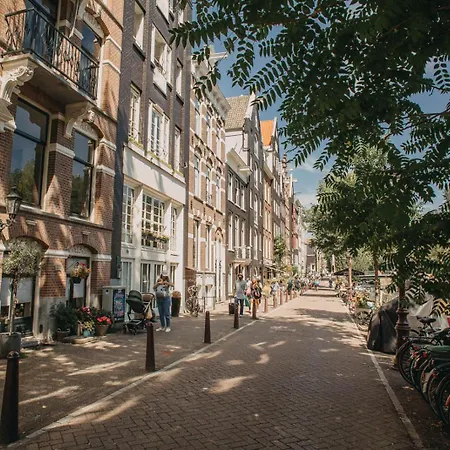 Bed & Breakfast Follow Your Heart In 3*