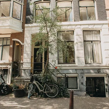 Bed & Breakfast Follow Your Heart In Amsterdam