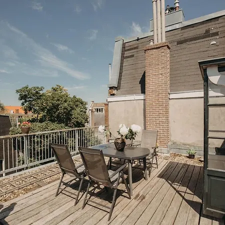 Bed & Breakfast Follow Your Heart In Amsterdam