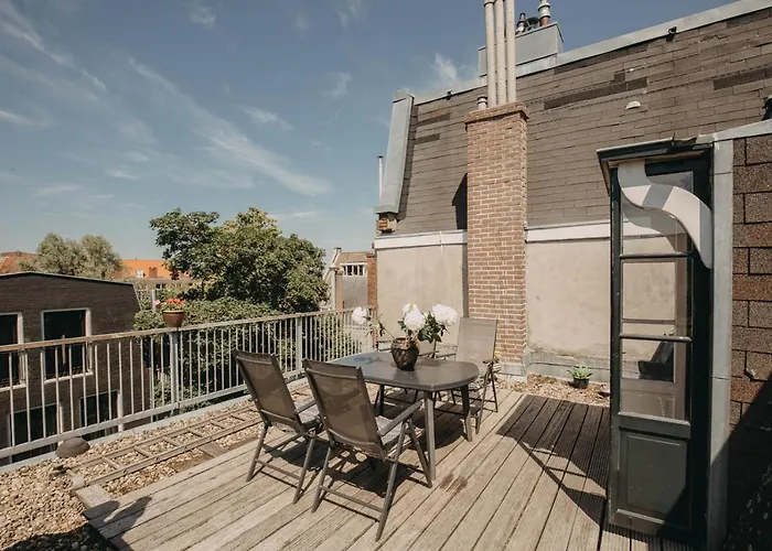 Bed & Breakfast Follow Your Heart In Amsterdam