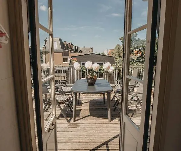 Follow Your Heart In 3*